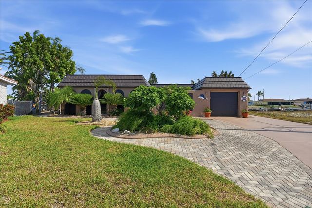 12821 4TH ISLE, Hudson, FL 34667
