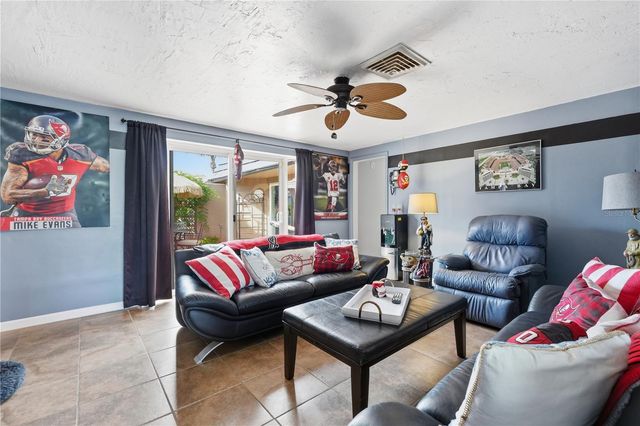 12821 4TH ISLE, Hudson, FL 34667
