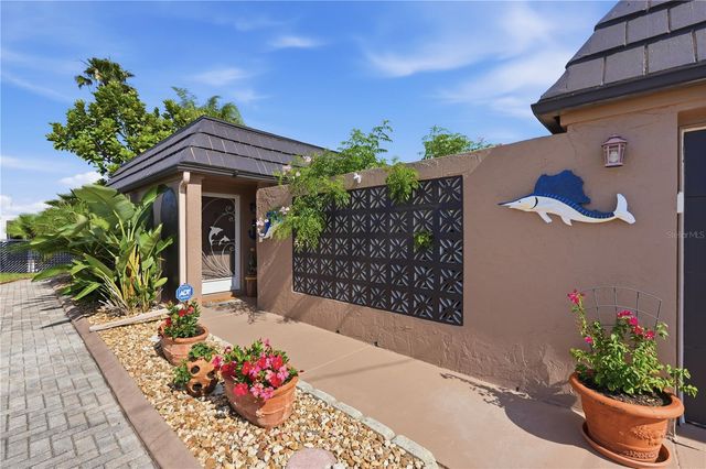 12821 4TH ISLE, Hudson, FL 34667