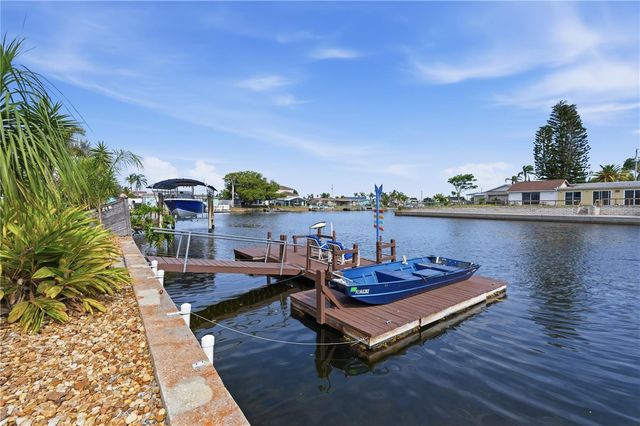 12821 4TH ISLE, Hudson, FL 34667