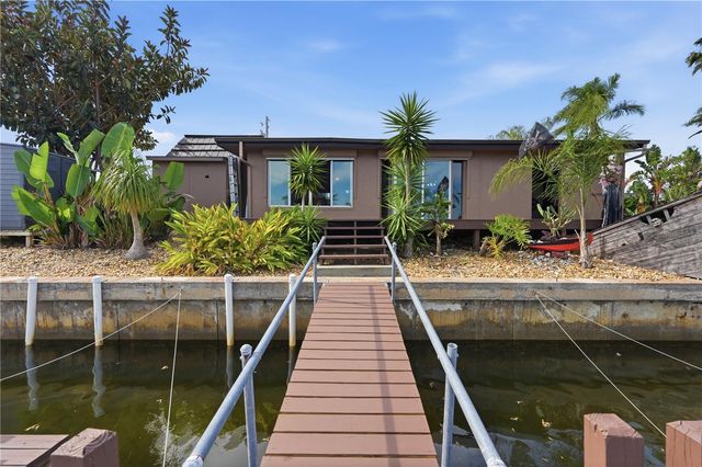 12821 4TH ISLE, Hudson, FL 34667