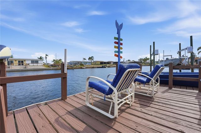 12821 4TH ISLE, Hudson, FL 34667