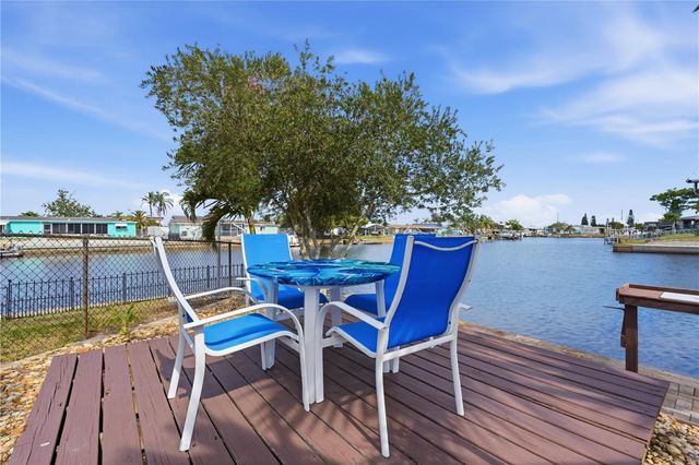12821 4TH ISLE, Hudson, FL 34667