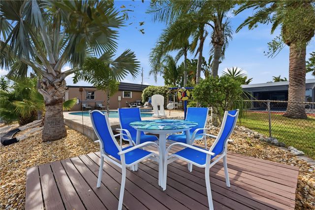 12821 4TH ISLE, Hudson, FL 34667