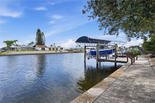 12821 4TH ISLE, Hudson, FL 34667