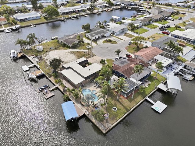 12821 4TH ISLE, Hudson, FL 34667