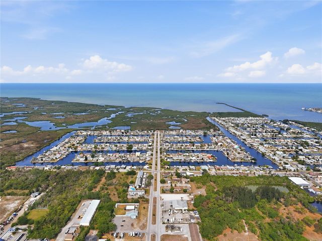 12821 4TH ISLE, Hudson, FL 34667