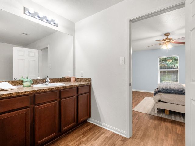 305 Pine Mist Lane, Conroe, TX 77304