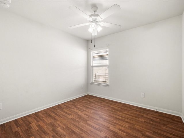 305 Pine Mist Lane, Conroe, TX 77304