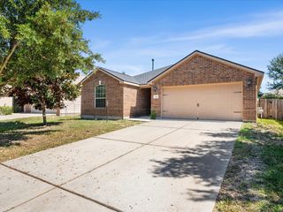 305 Pine Mist Lane, Conroe, TX 77304