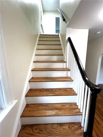 171 Canton Street, Providence, RI 02908