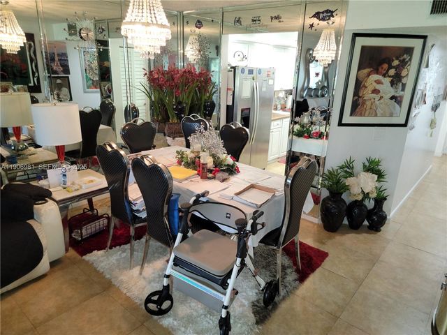 1200 SW 125th Avenue 211L, Pembroke Pines, FL 33027
