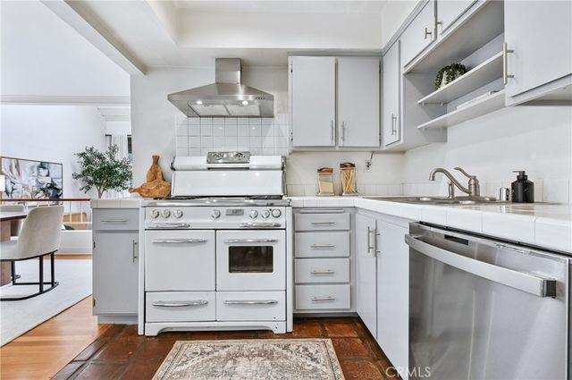 4249 Colfax Avenue G, Studio City, CA 91604