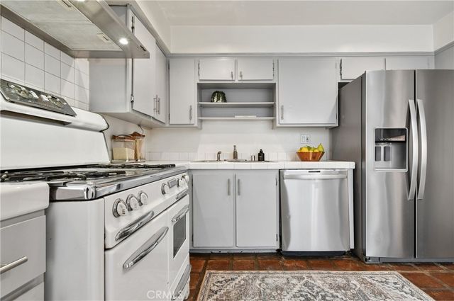 4249 Colfax Avenue G, Studio City, CA 91604