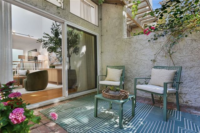 4249 Colfax Avenue G, Studio City, CA 91604