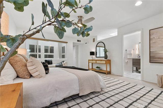 4249 Colfax Avenue G, Studio City, CA 91604