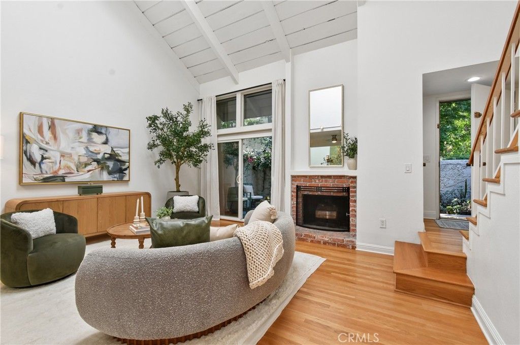 4249 Colfax Avenue G, Studio City, CA 91604