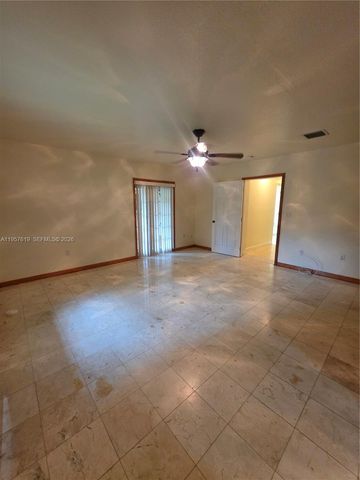 9034 SW 163rd Ter, Palmetto Bay, FL 33157