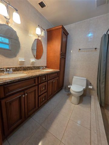 9034 SW 163rd Ter, Palmetto Bay, FL 33157