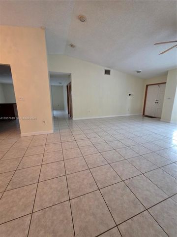 9034 SW 163rd Ter, Palmetto Bay, FL 33157