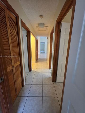 9034 SW 163rd Ter, Palmetto Bay, FL 33157