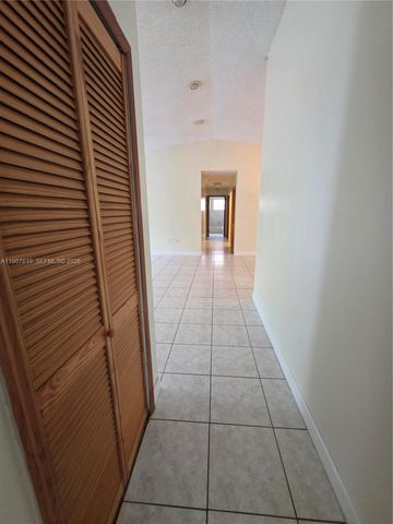 9034 SW 163rd Ter, Palmetto Bay, FL 33157