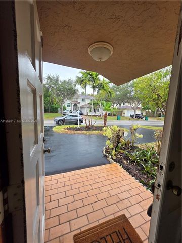 9034 SW 163rd Ter, Palmetto Bay, FL 33157