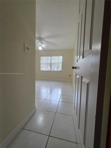 9034 SW 163rd Ter, Palmetto Bay, FL 33157