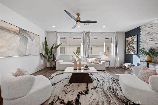 159 Waypoint, Tustin, CA 92782