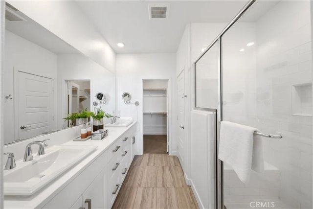 159 Waypoint, Tustin, CA 92782