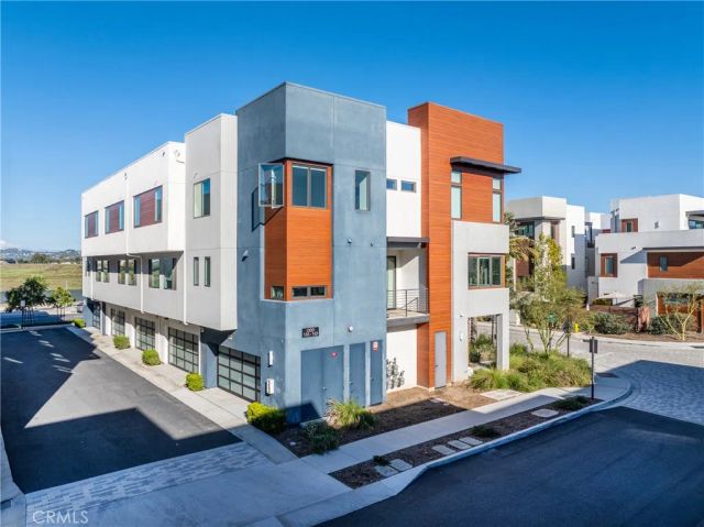 159 Waypoint, Tustin, CA 92782