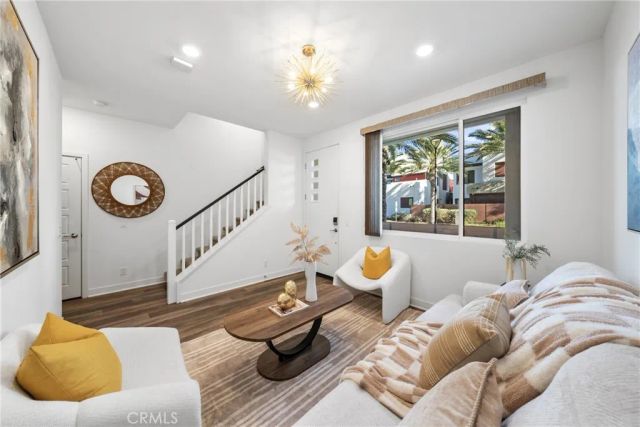 159 Waypoint, Tustin, CA 92782