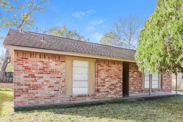 5139 Wickview Lane, Houston, TX 77053