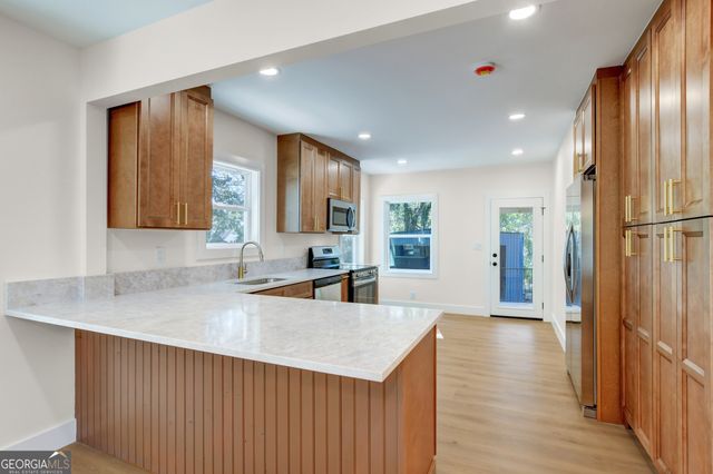 458 Shannon Drive SW, Atlanta, GA 30310