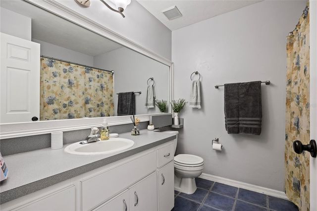 2440 NW 52ND PLACE, Gainesville, FL 32605