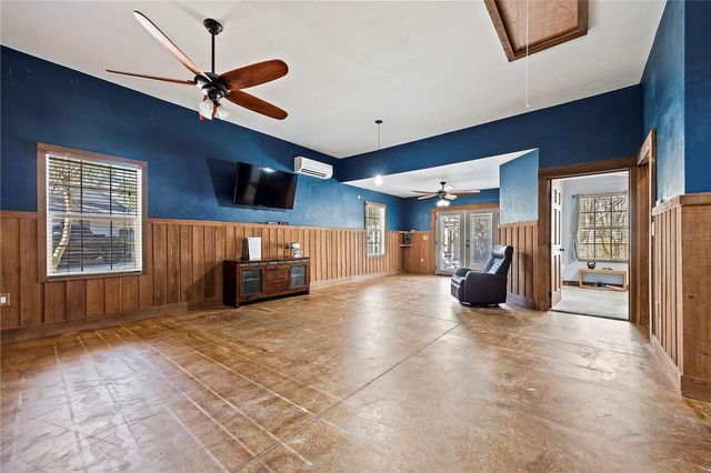 2440 NW 52ND PLACE, Gainesville, FL 32605