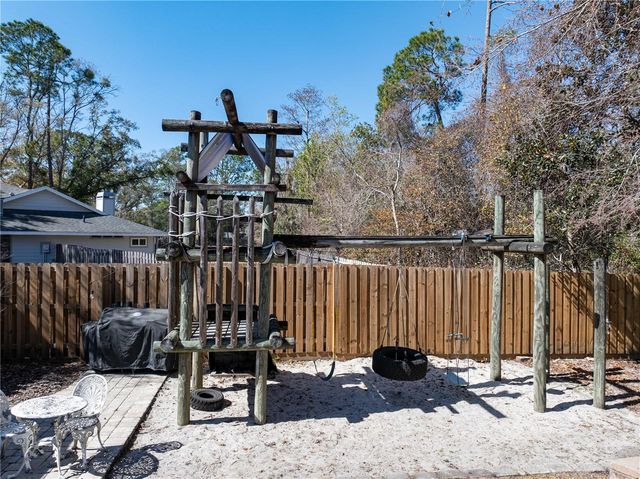 2440 NW 52ND PLACE, Gainesville, FL 32605