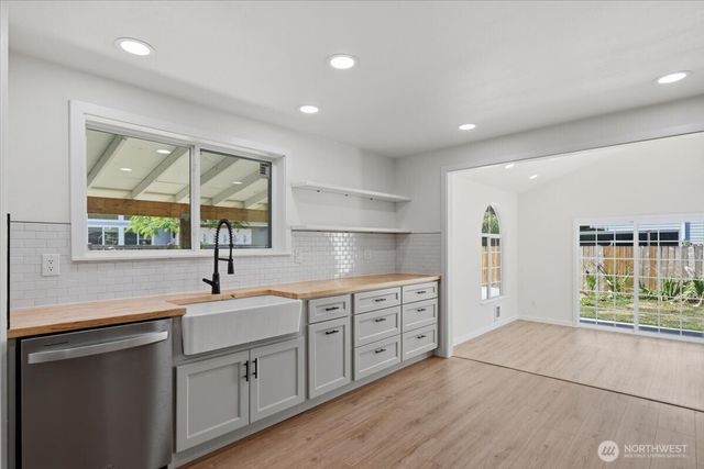 5728 131st Place SE, Snohomish, WA 98298