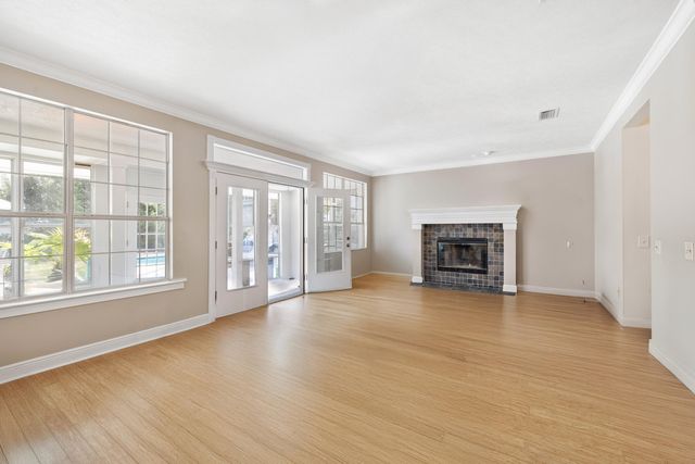 258 Seabreeze Circle, Inlet Beach, FL 32461