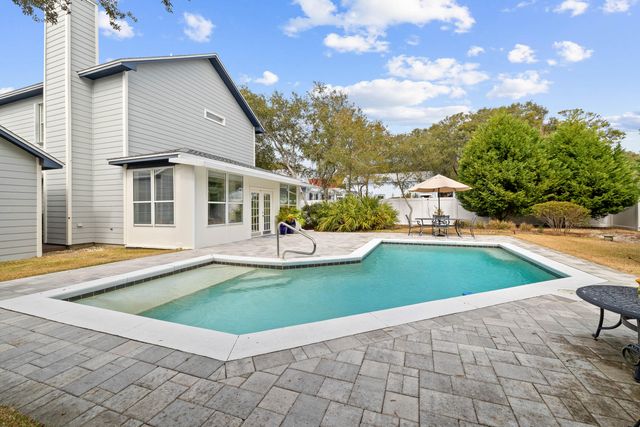 258 Seabreeze Circle, Inlet Beach, FL 32461