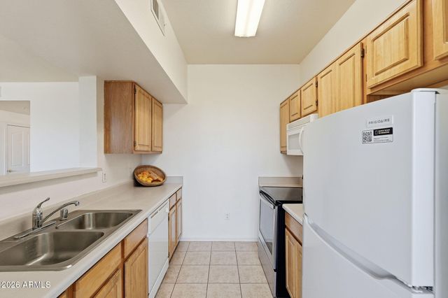 14950 W MOUNTAIN VIEW Boulevard 3309, Surprise, AZ 85374
