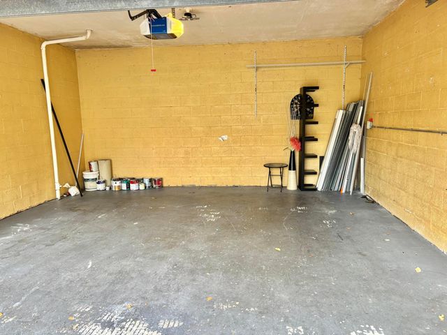 2606 Belmont Lane, North Lauderdale, FL 33068
