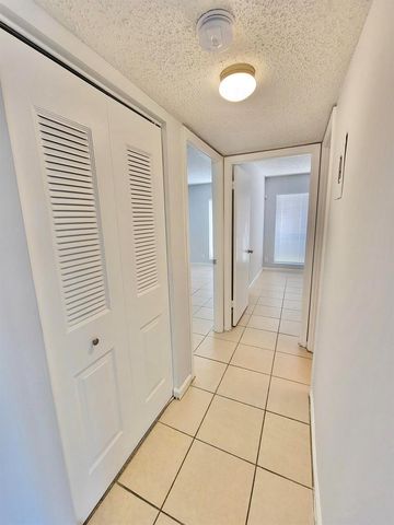 1500 N CONGRESS Avenue B47, West Palm Beach, FL 33401
