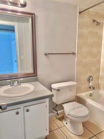 1500 N CONGRESS Avenue B47, West Palm Beach, FL 33401