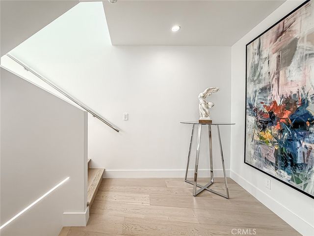 5130 Medina, Woodland Hills, CA 91364