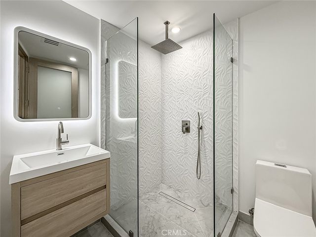 5130 Medina, Woodland Hills, CA 91364