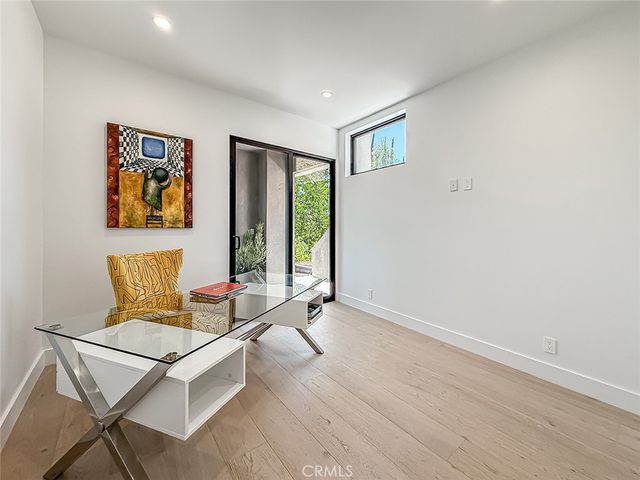 5130 Medina, Woodland Hills, CA 91364