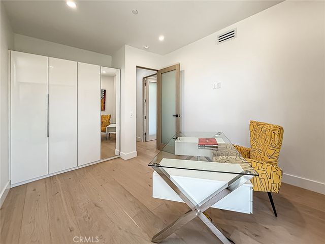 5130 Medina, Woodland Hills, CA 91364