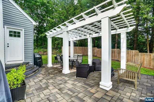 6 Estler Lane, Boonton Township, NJ 07005