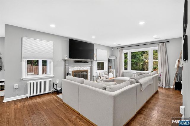 6 Estler Lane, Boonton Township, NJ 07005
